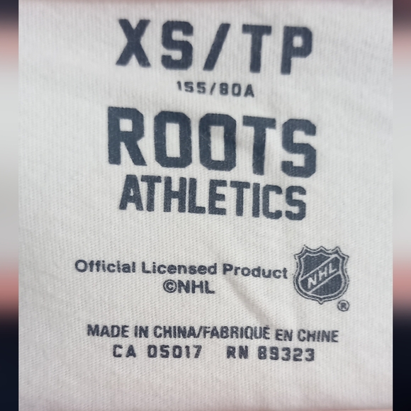 Maple Leafs XS Sleep Shirt - Picture 5 of 10